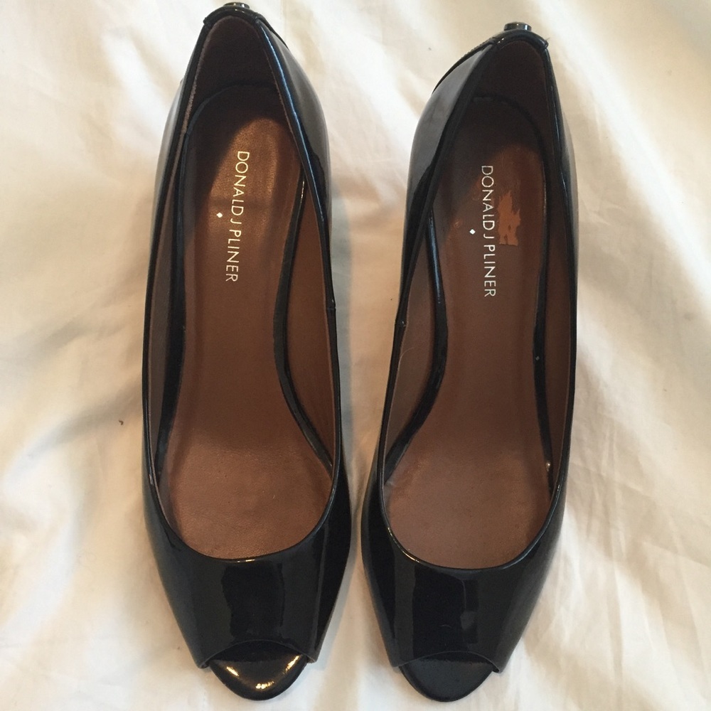 Donald J Pliner Peep toe calf hair pumps - Size 9 - Picture 2 of 7